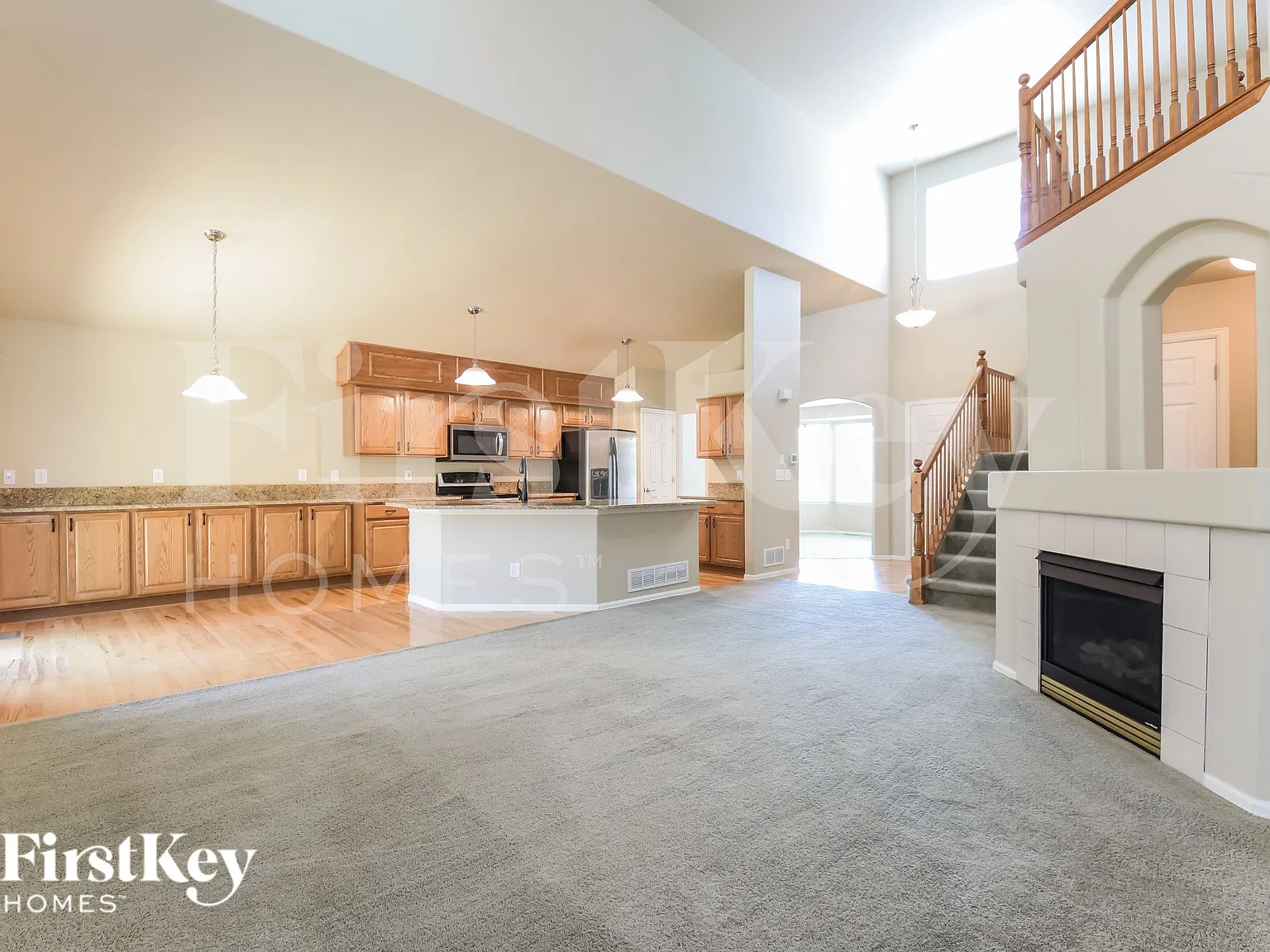 3 bed, 2.5 bath, 2821 sqft, $3,750 — Photo 3