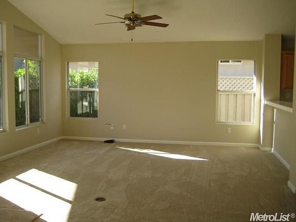 4th image of 5720 Red Willow Ln