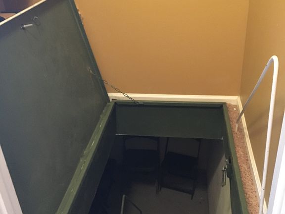 Storm shelter entrance 