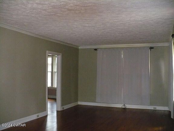 2nd image of 210 Fairmont Ave