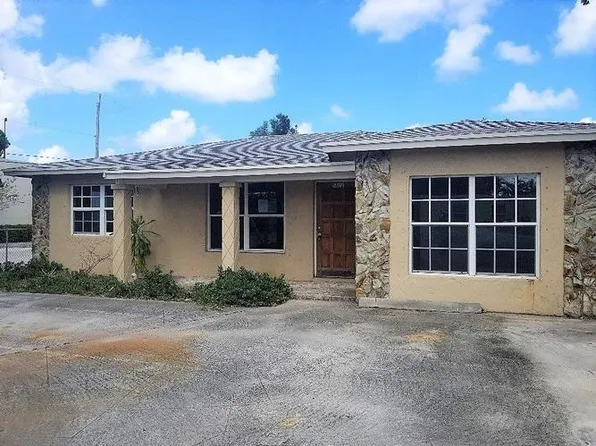 1402 S J St, Lake Worth, FL 33460