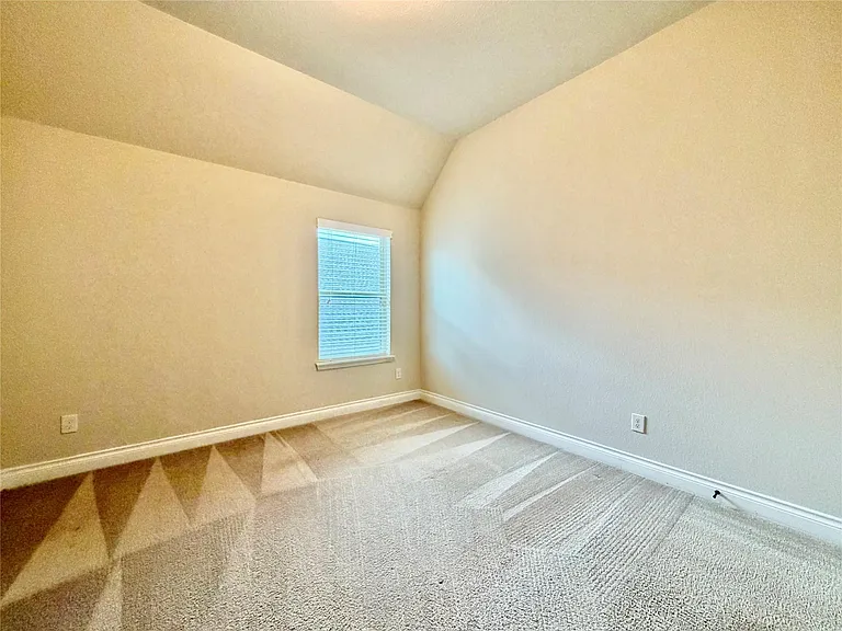 11006 Glenrothers Dr — Photo 12