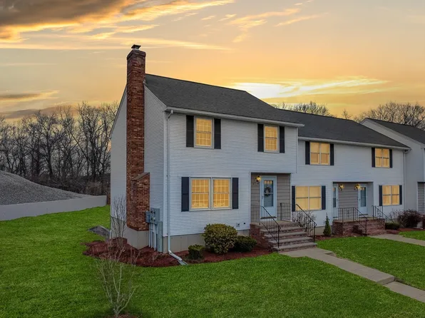 31 Christopher Dr #67, Methuen, MA 01844