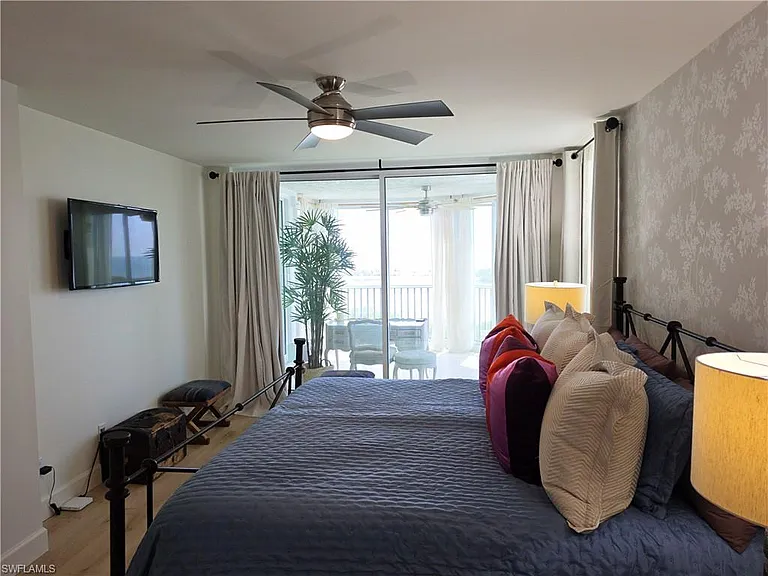5550 Heron Point Dr #903 — Photo 16