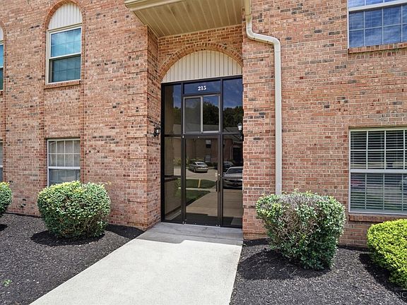 5th image of 215 Morgans Way APT 26