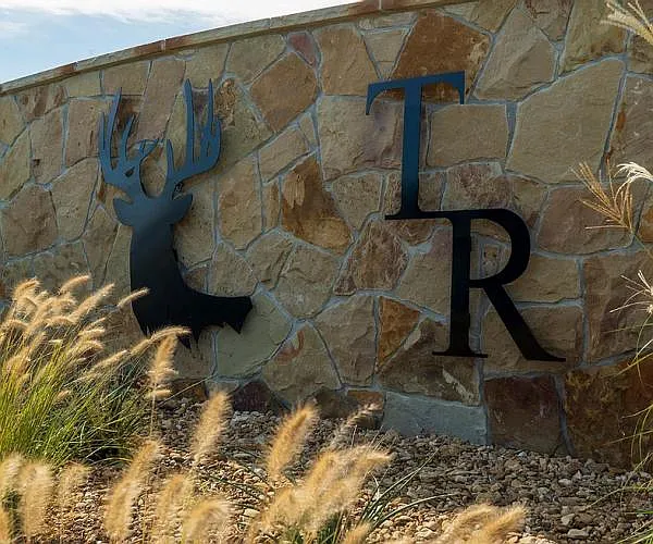 Trophy Ridge Apartments — Photo 23