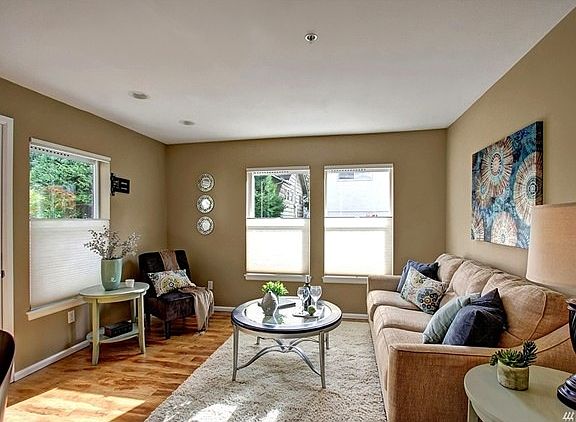 Corner unit with great light and large balcony.