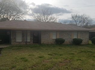 124 Weaver Dr, Holly Springs, MS 38635