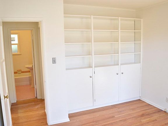 5th image of 1750 Midvale Ave
