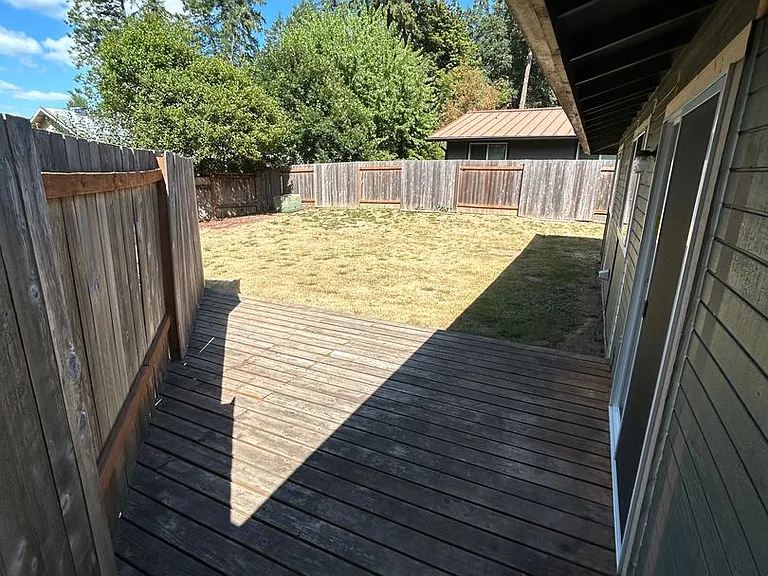 24783 Parkside Dr — Photo 22