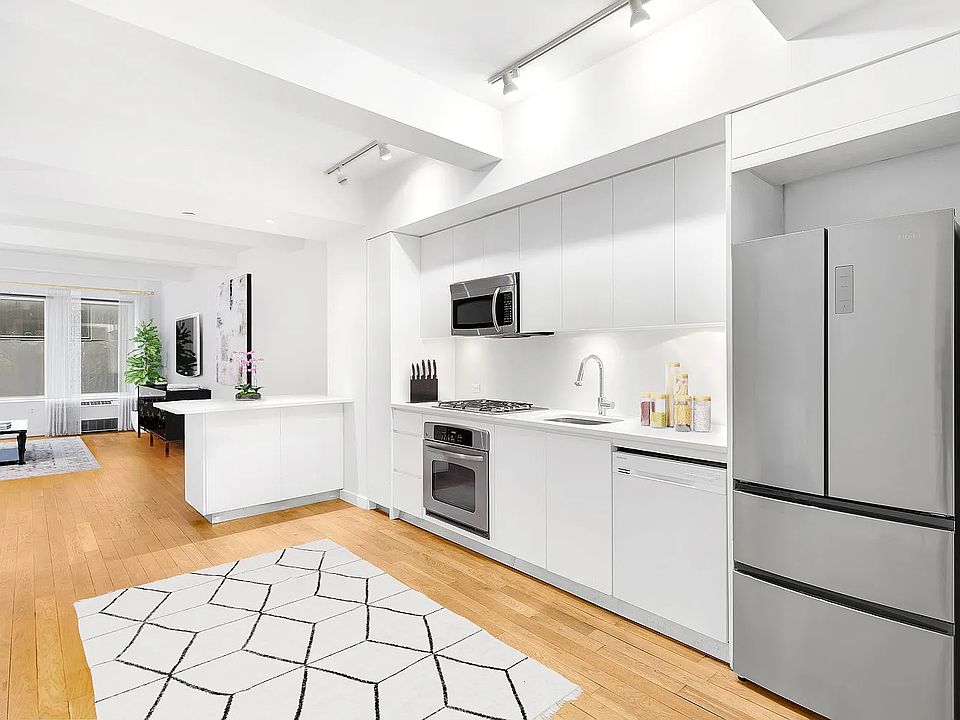 1st image of 90 William St APT 9H