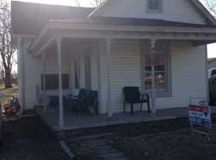 202 S Pleasant St, Trafalgar, IN 46181