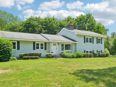 20 Meadow Lane, Atkinson, NH, 03811