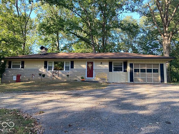 2nd image of 316 Oakridge Dr