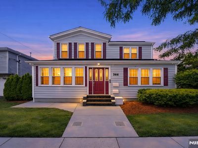 566 2nd St, Carlstadt, NJ, 07072