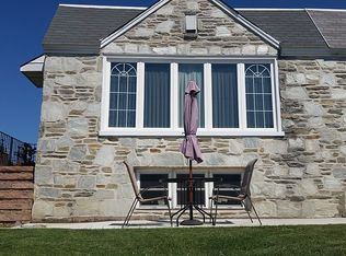 8836 Fairfield St, Philadelphia, PA 19152