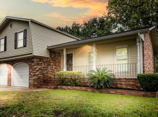 945 Orange Grove Rd, Charleston, SC 29407