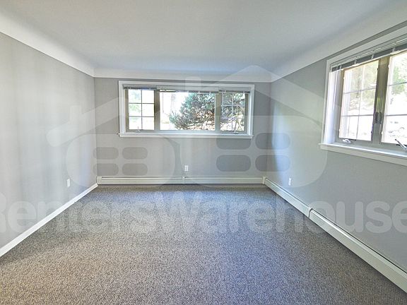 5th image of 4445 Chowen Ave S APT 10