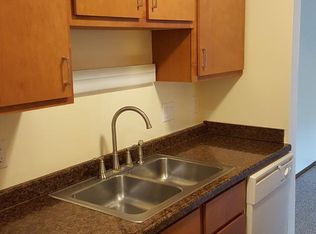 6421 Bridge Rd #105, Madison, WI 53713