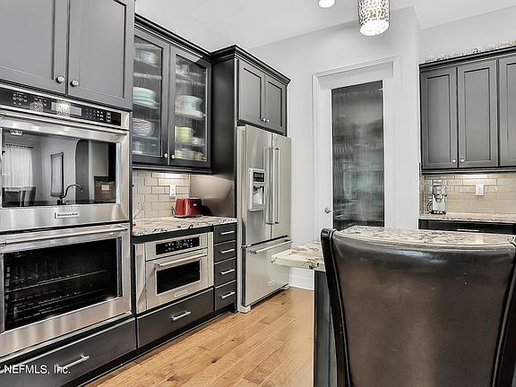 2nd image of 421 Wingstone Dr