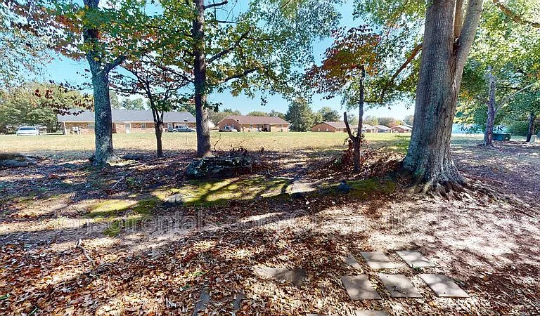 1552 Shoally Creek Rd — Photo 10