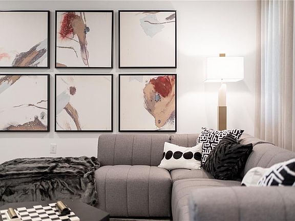 Large walls perfect for artwork