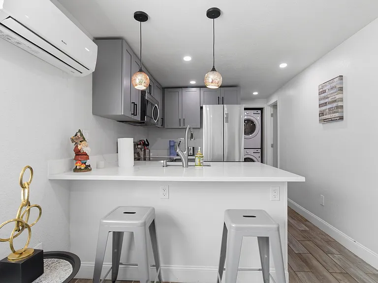 308 W Amelia Ave #5 — Photo 8