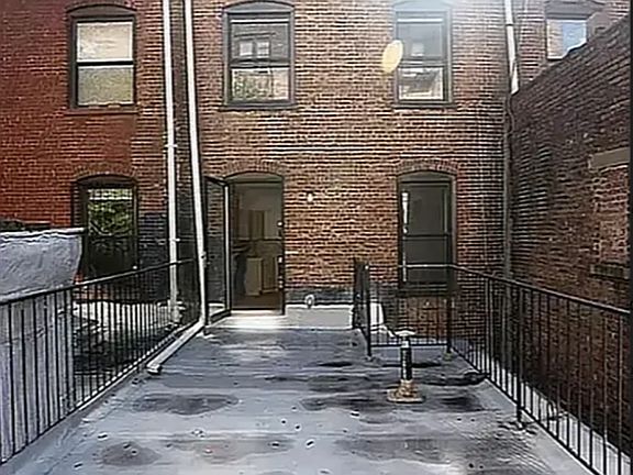 2nd image of 1167 Dean St #2L