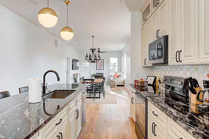 429 E Morris St #1 — Photo 10