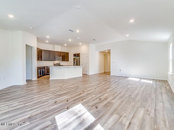 3rd image of 3015 MONROE LAKES Terrace