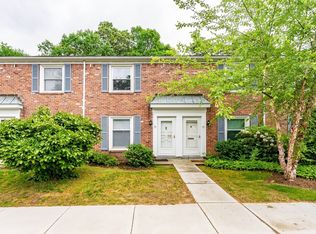 75 Yorktown Dr UNIT 75, Springfield, MA 01108