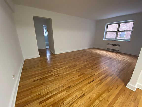 3rd image of 135-20 Hoover Ave #5C
