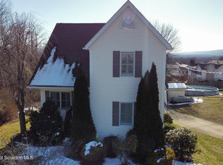 515 Lenape St, Old Forge, PA 18518