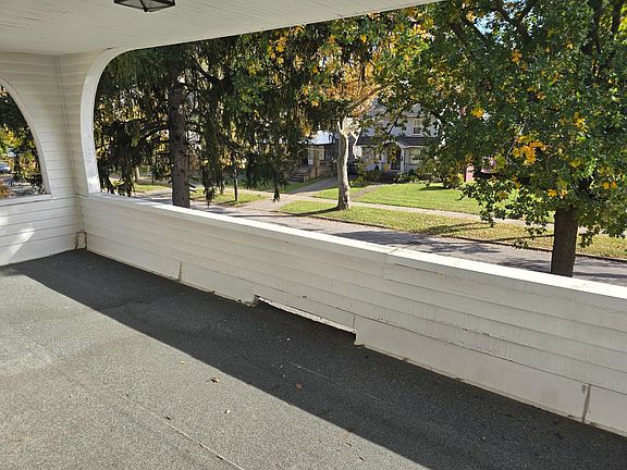 2nd image of 3570 E 151st St #Up