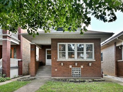 5417 W Dakin St, Chicago, IL, 60641