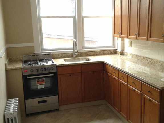 Beautiful New Counter Tops and Stove in your kitchen! Plenty