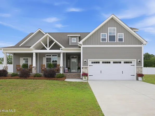 310 Shortleaf Drive, Grimesland, NC 27837