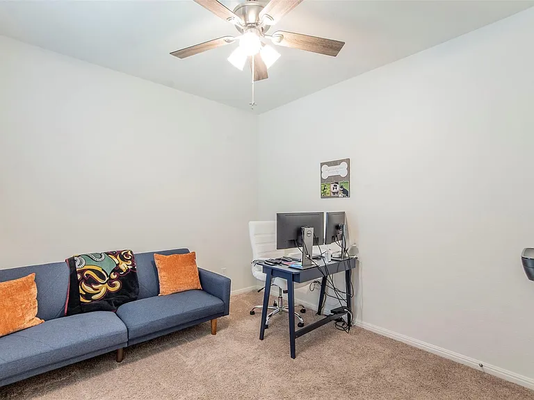 298 Shiro Dr — Photo 17