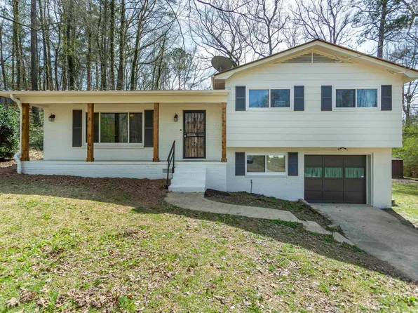 7366 Old Dixiana Rd, Pinson, AL 35126