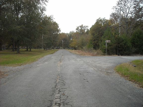 5th image of 500 Lesa Ln