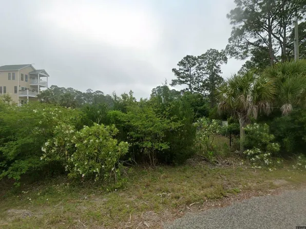 107 S Mariners Way, Carrabelle, FL 32322