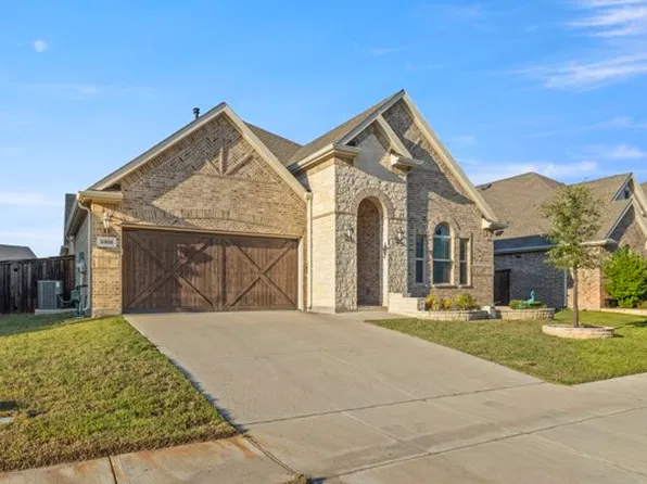 3305 Brookglen Dr, Carrollton, TX 75010