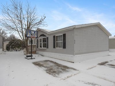 440 S Linda St NE, Cedar Springs, MI, 49319