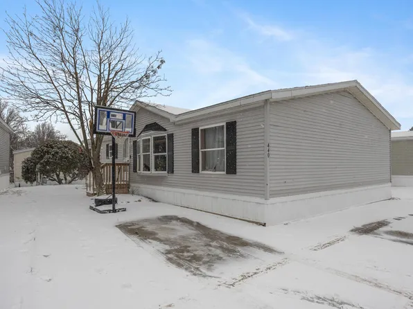 440 S Linda St NE, Cedar Springs, MI 49319