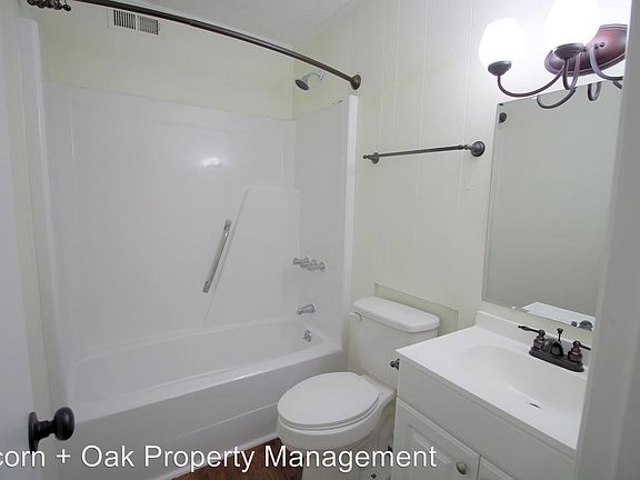 5th image of 506 Gurley St