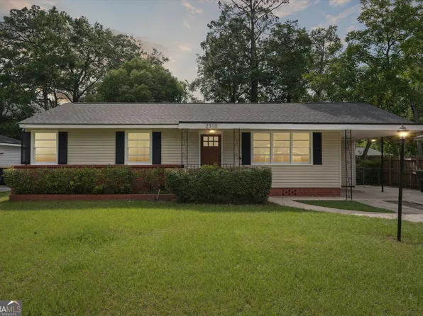 2310 Toussaint Ave, Savannah, GA 31404