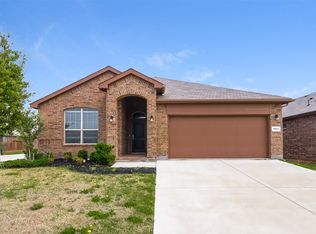 1001 Doe Meadow Dr, Burleson, TX 76028