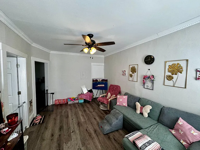 11 John St #10 — Photo 12