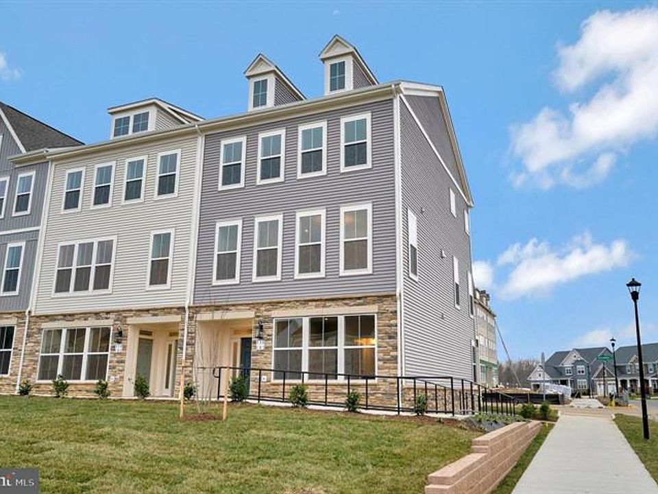 1st image of 255 Aspen Rd APT 105
