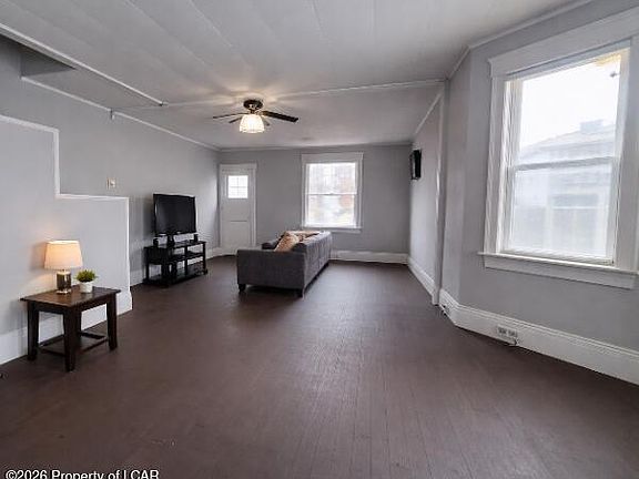 2nd image of 426 W Union St